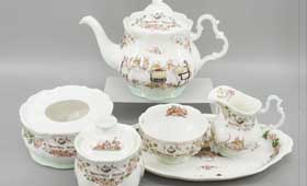 ロイヤルドルトン ブランブリーヘッジ