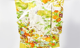 金彩花車模様刺繍