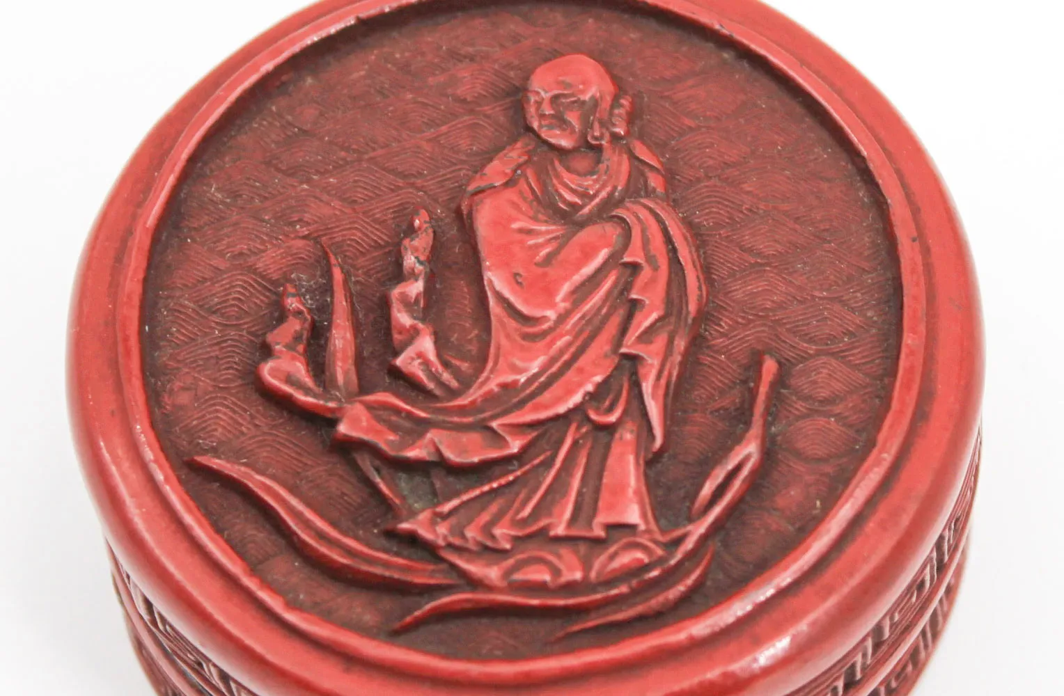 達磨紋堆朱香合